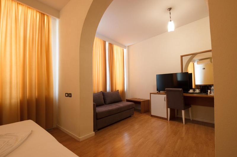 Superior Double or Twin Room image 3