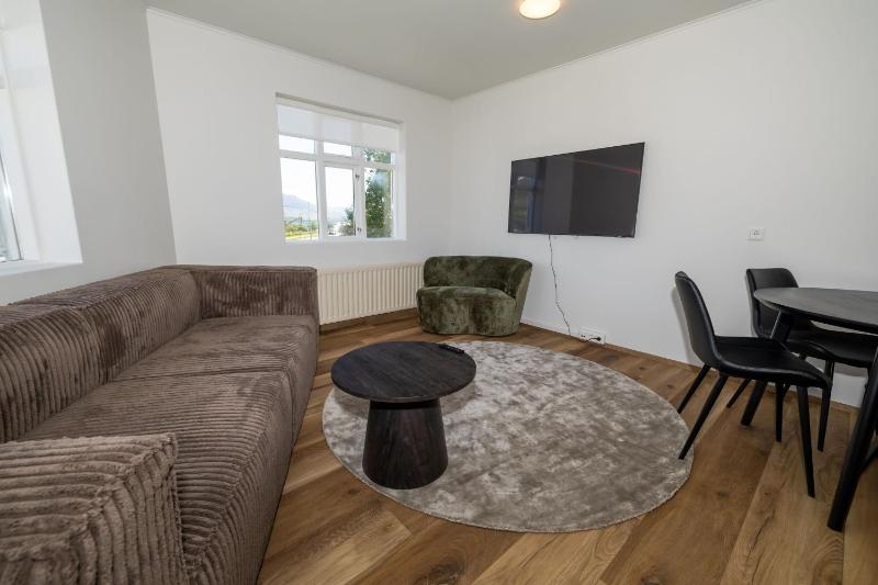 Two-Bedroom Apartment image 4