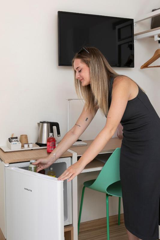 Double Room with Terrace image 2