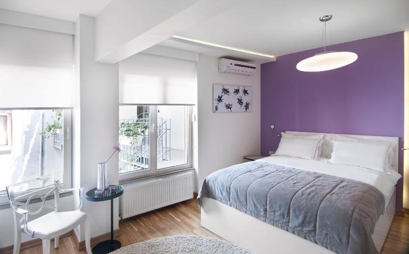 Standard Double Room image 1