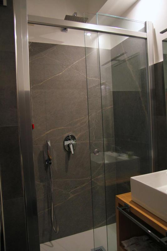 Classic Triple Room image 2