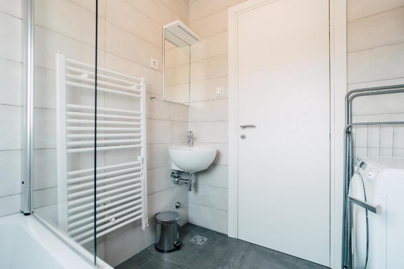 Luminous Living Studio - image 9