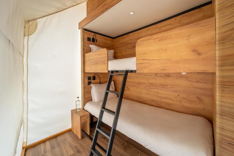 Deluxe Glamping Plus image 3