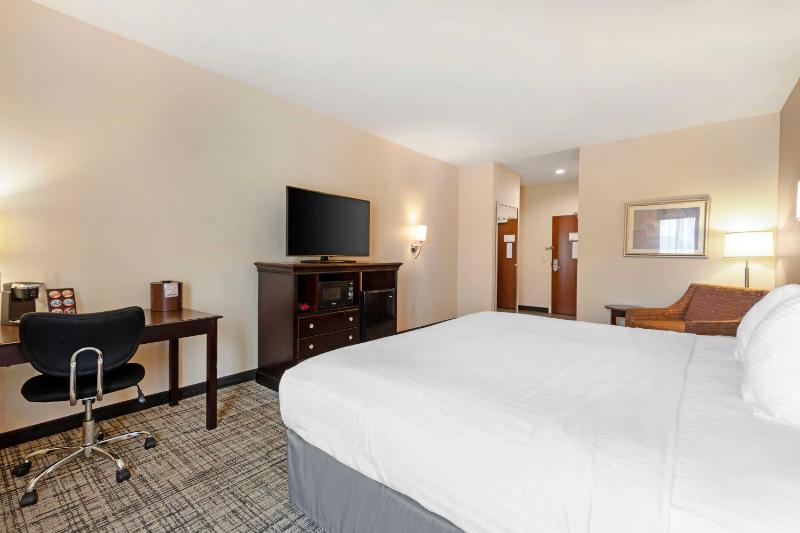 King Room - Non-Smoking image 4