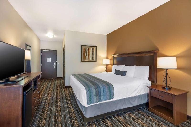 King Room image 3