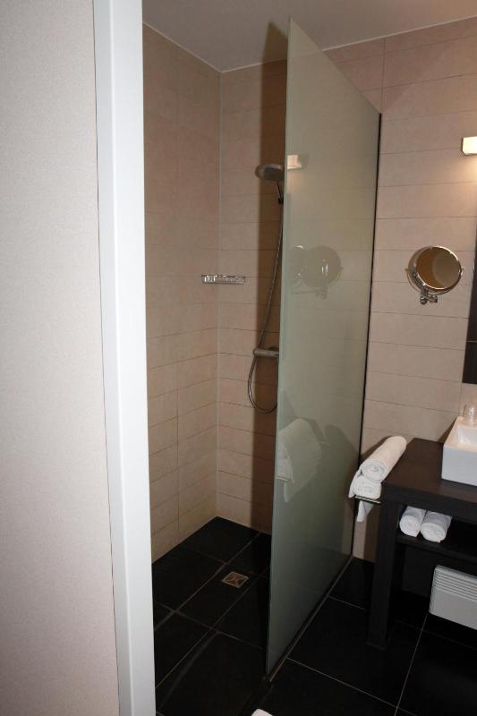 Standard Double Room image 2