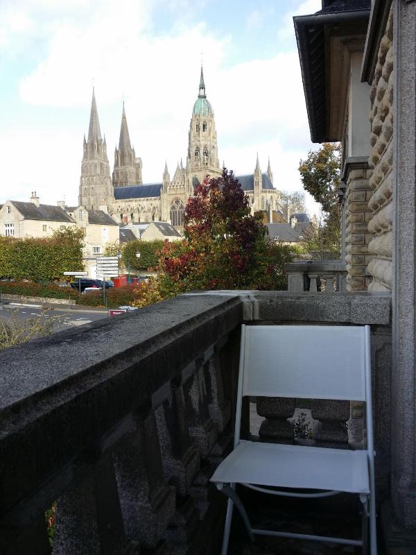  Double Room with Balcony image 4