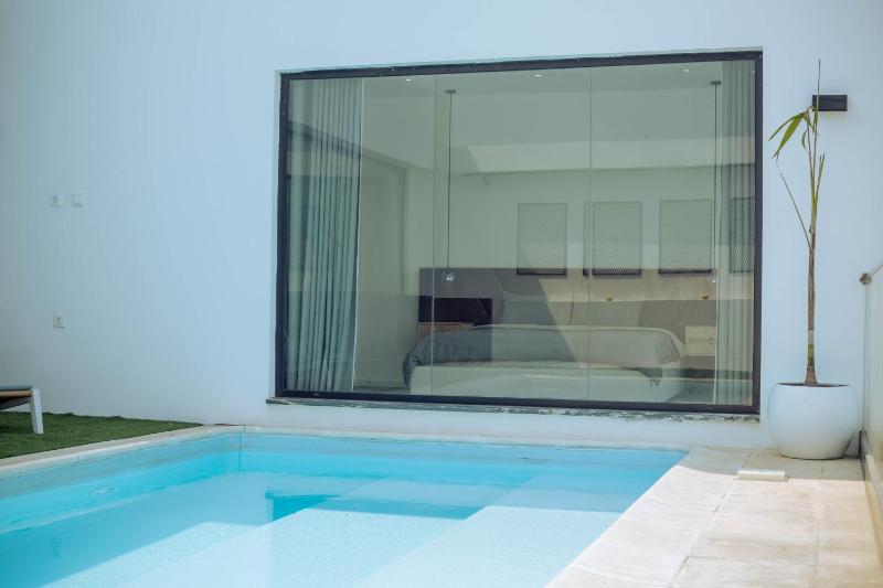 Sunrise Apartment - image 9