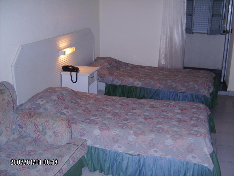 Triple Room image 2