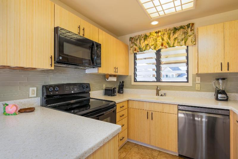 2 Bedroom Ocean View Suite image 3