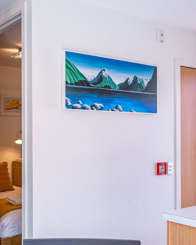 Central Luxury Apartment 114 - image 19