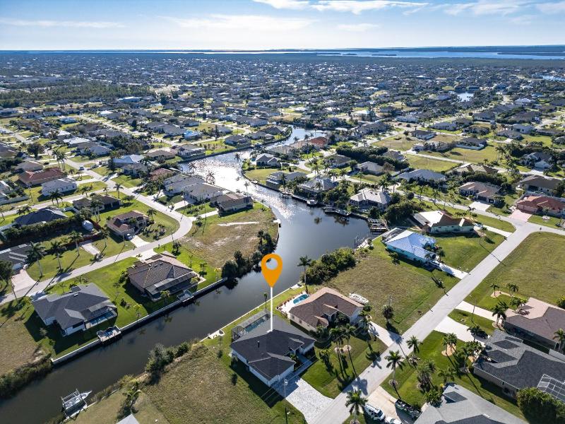 Still Waters SW Cape - waterfront private home locally owned & managed fair & honest pricing - image 17