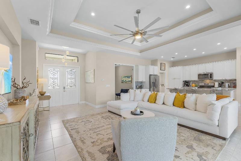 Still Waters SW Cape - waterfront private home locally owned & managed fair & honest pricing - image 2