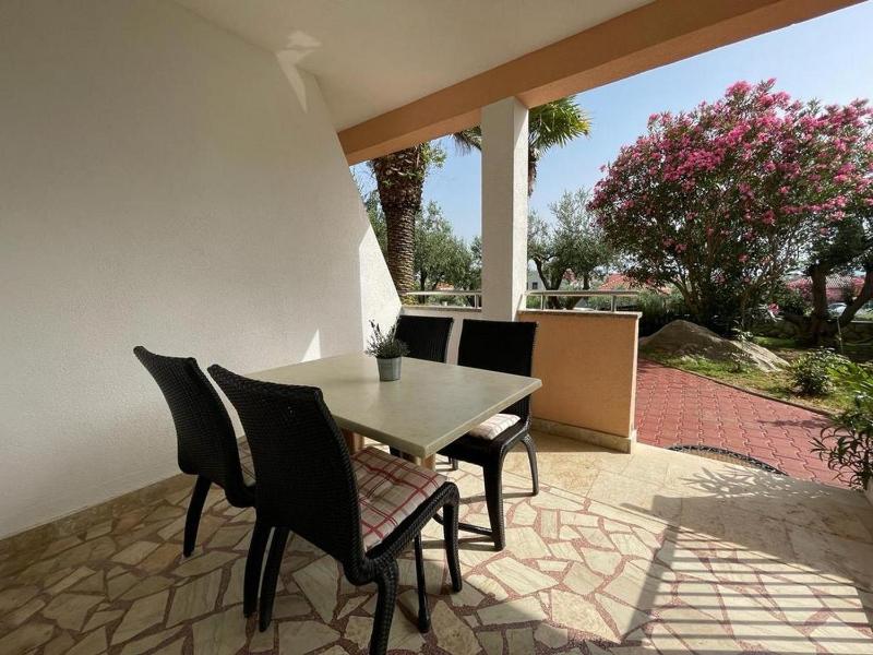 Two-Bedroom Apartment with Terrace image 4