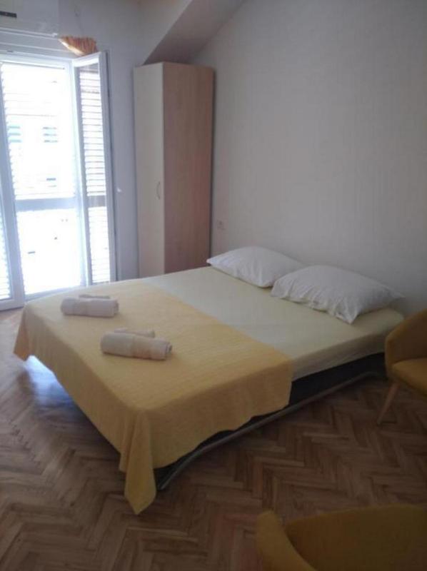 Apartments with parking space Bol Brac - 12980 - image 16
