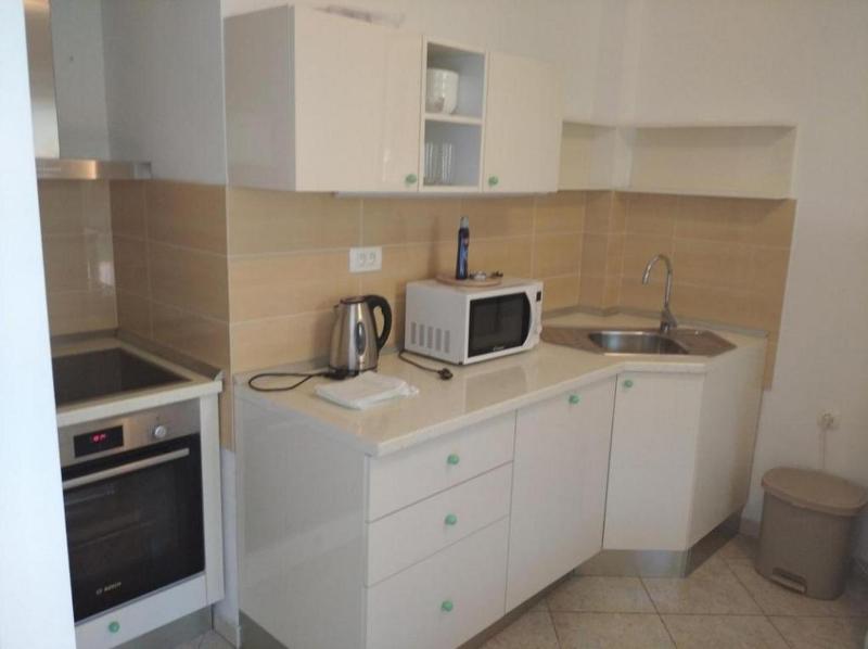 Apartments with parking space Bol Brac - 12980 - image 5