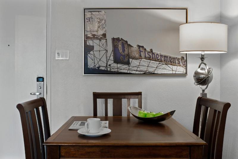 Suites at Fishermans Wharf - image 10