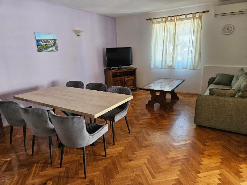 Two-Bedroom Apartment image 3