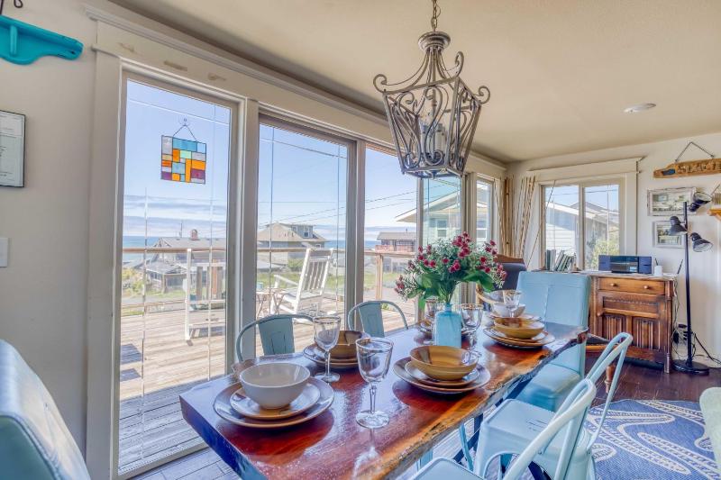 Chandler Beach House - image 36
