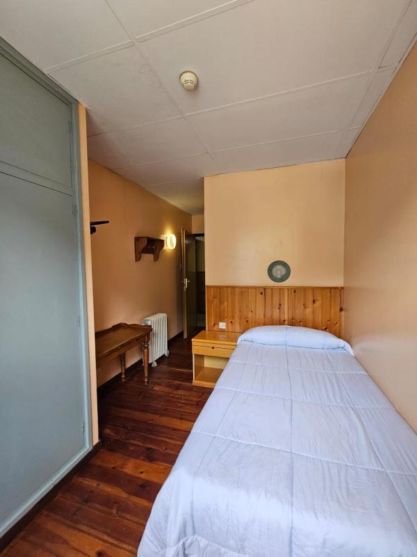 Single Room image 1