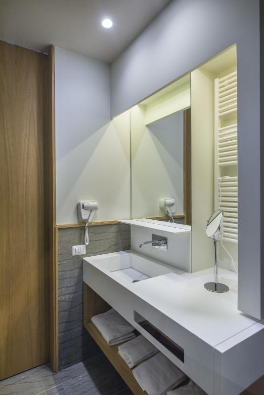 Gaura Apartments - image 24