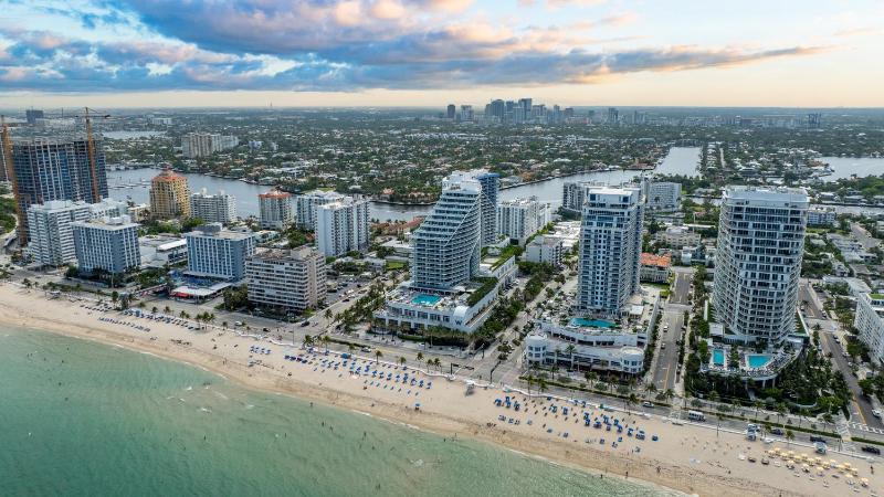 2BR Fort Lauderdale W Residence with Double Living Room Ocean & Intercoastal Views Brand New Sofas! - image 10