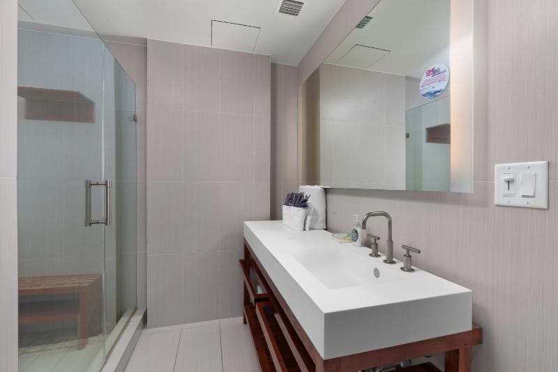 2BR Fort Lauderdale W Residence with Double Living Room Ocean & Intercoastal Views Brand New Sofas! - image 34