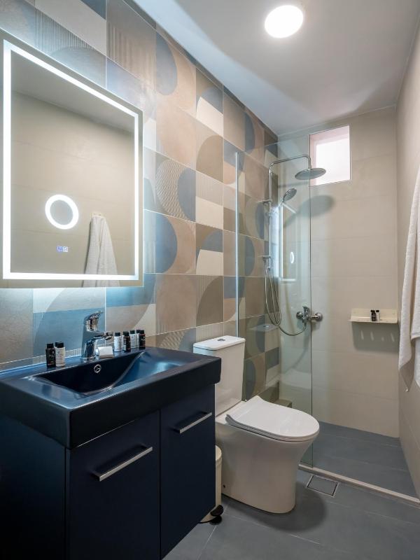 Standard Room image 3