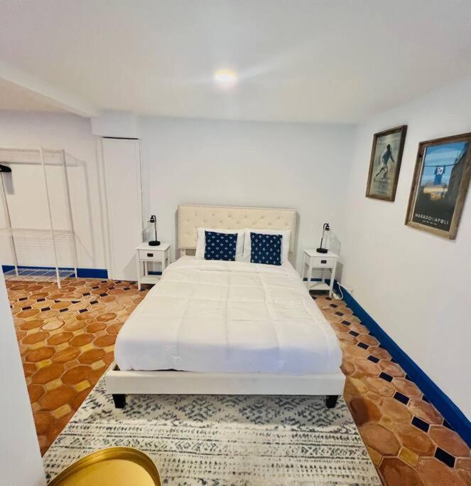 Elegant 1BR Montrose - Napoli The Italian Plaza - image 12