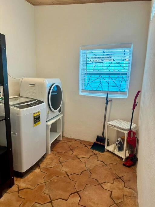 Elegant 1BR Montrose - Napoli The Italian Plaza - image 5