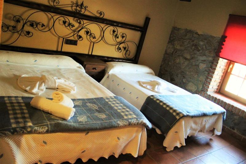 Triple Room image 2