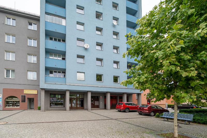 Apartment image 3