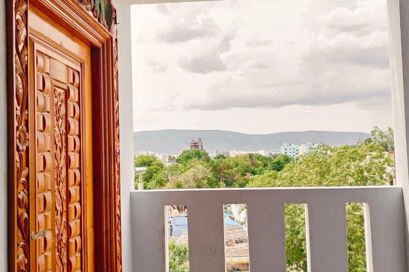 TIRUCHANOOR HOME STAY - image 14
