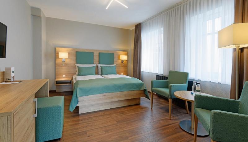 Standard Double Room image 1