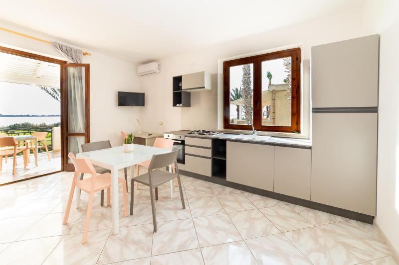 Studio with Sea View image 3