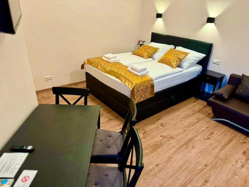 Apartment image 4