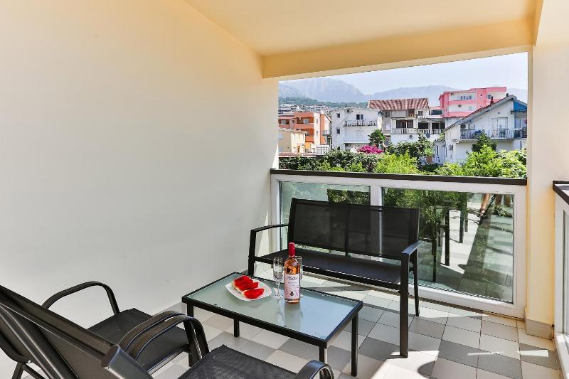 Shanti apartments - image 3