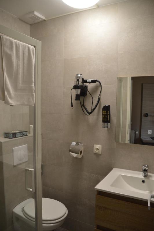 King Room image 3