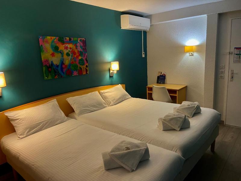 Triple Room image 4