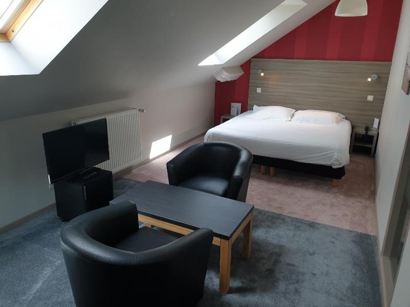 Superior Double Room image 3