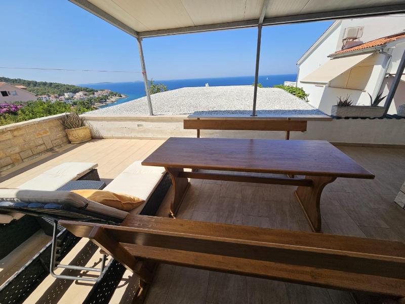 Two-Bedroom Apartment with Terrace and Sea View image 3