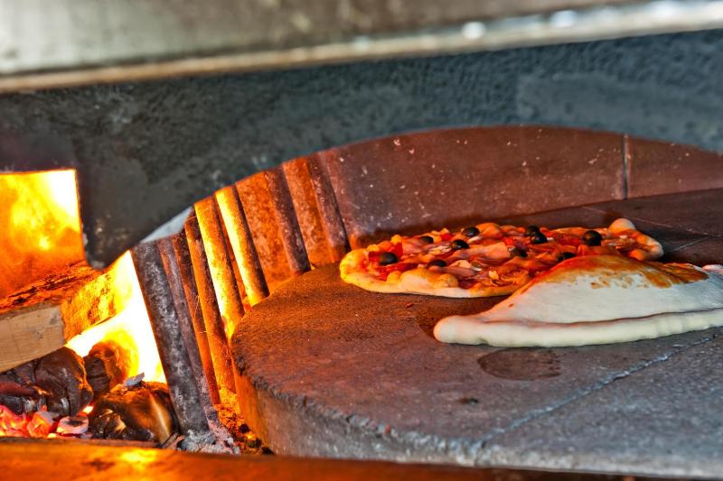 Classic Single Room image 3