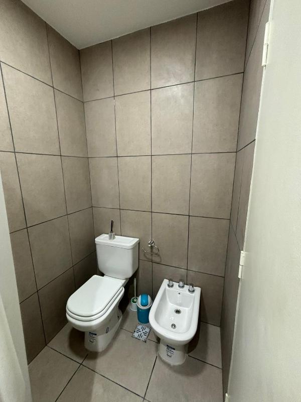 Habitaciones con baño privado zona centro - Salta Capital - image 13