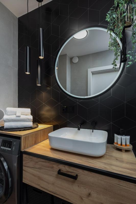 Dziwnow Luxurious Apartment No1 by the River by Renters Prestige - image 18