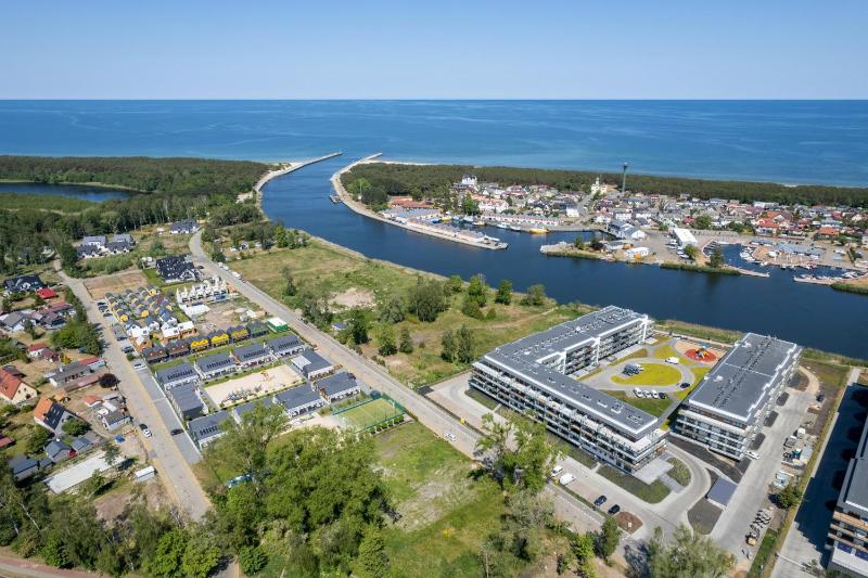 Dziwnow Luxurious Apartment No1 by the River by Renters Prestige - image 7