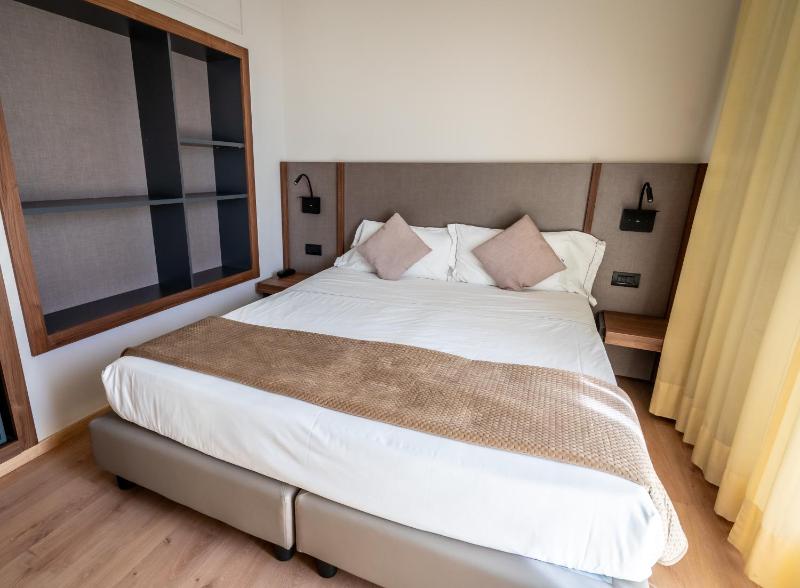 One-Bedroom Apartment (2 Adults) image 3