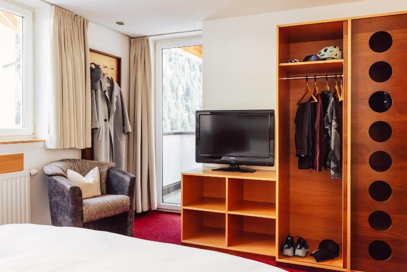 Superior Apartment image 1