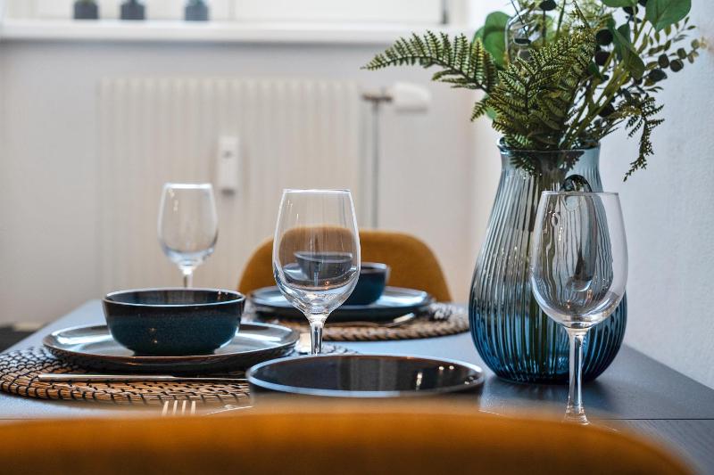 Boho Design Altstadt Studio - AC & Free Parking by HERO HOMES Graz - image 6