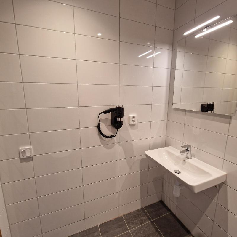 Comfort Triple Room with Shower image 2