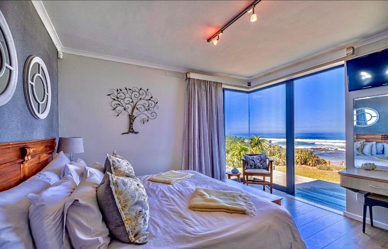 Sawubona Guesthouse Images